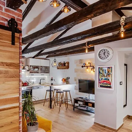 Apartment Ami Split