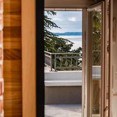 Ami アパート スプリト