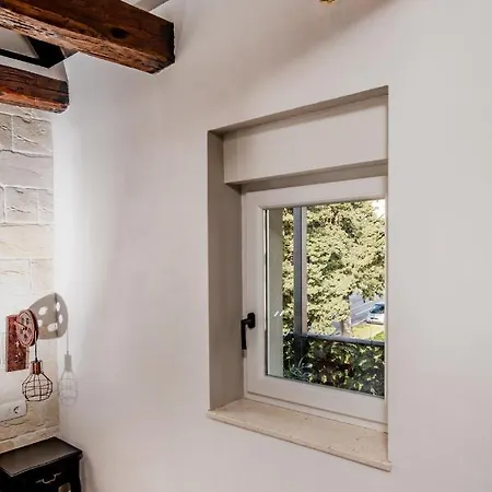 Ami Apartment